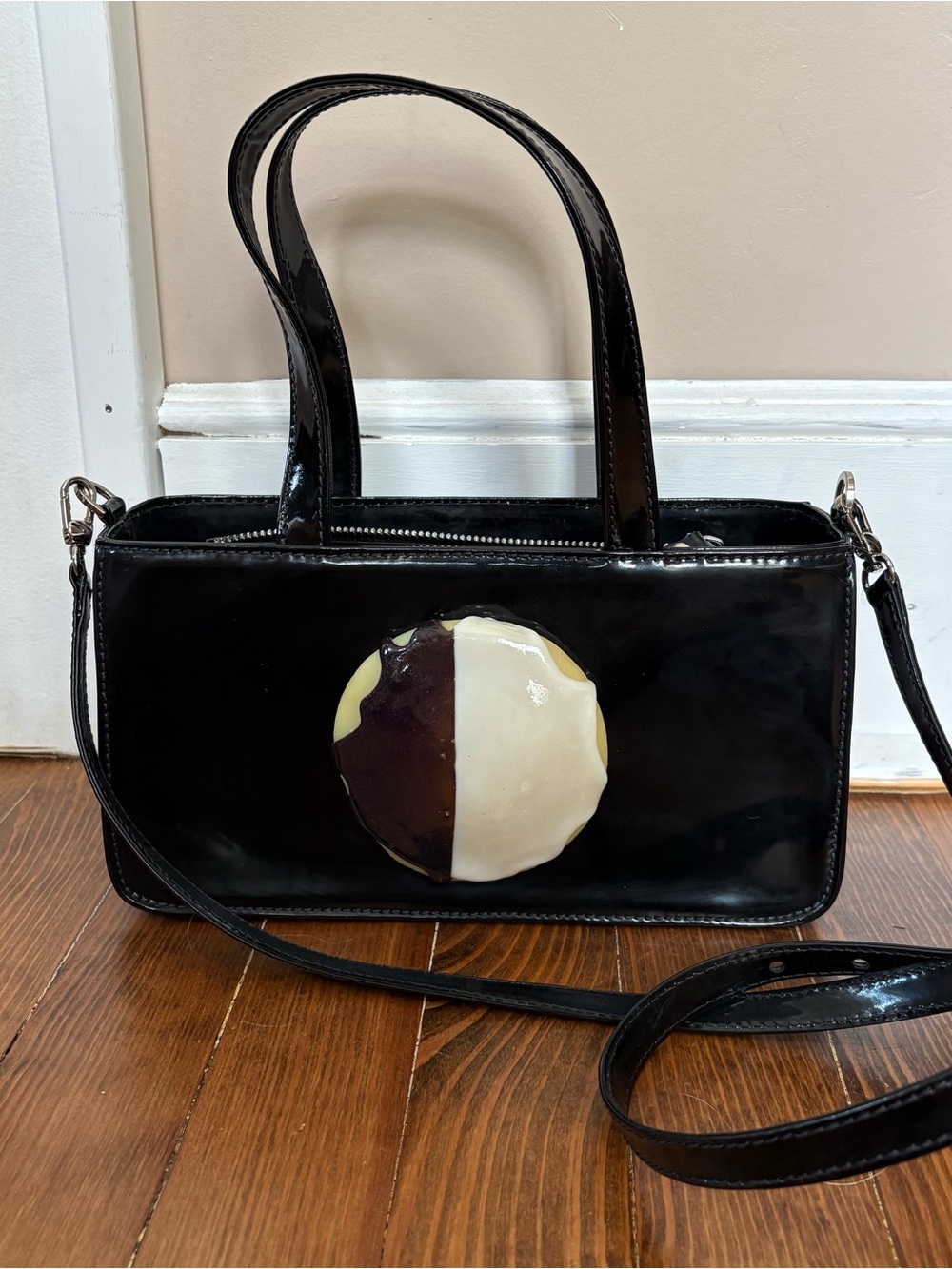Puppets and Puppets Black Patent Shoulder Bag | Black and White Cookie - Picture 2 of 6